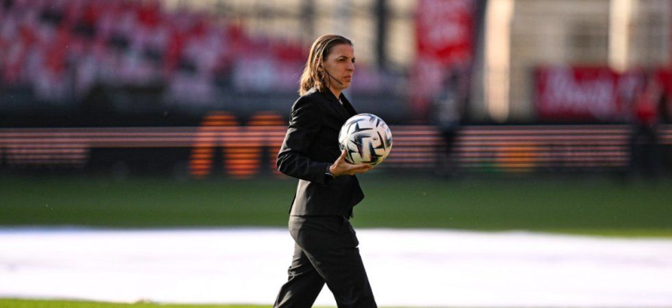 Stéphanie Frappart raccroche le sifflet et prend un poste clé à l'UEFA