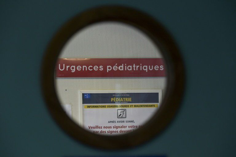Un bébé oublié sous la chaleur dans une voiture à Marseille ne survit pas