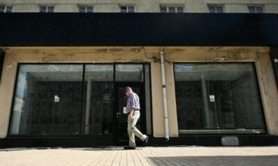 Les petits commerces russes étouffés par la guerre en Ukraine