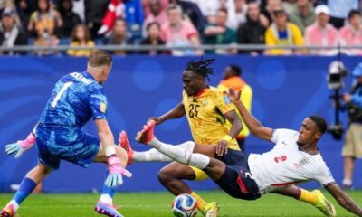 L'Angleterre frôle le désastre, le Ghana crie au scandale