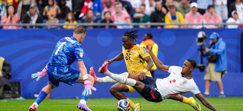 L'Angleterre frôle le désastre, le Ghana crie au scandale