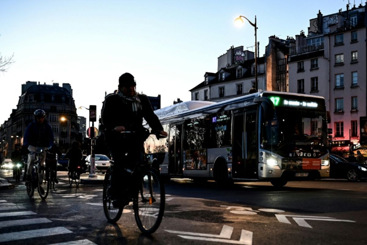 Le championnat des conducteurs de bus se joue dans les rues de Paris