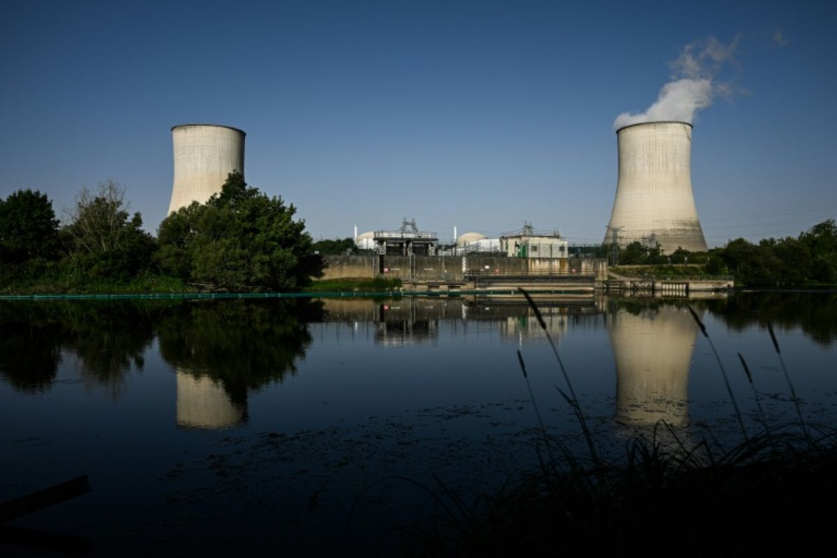 La centrale nucléaire qui refroidit la rivière au lieu de la réchauffer