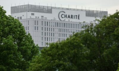Le missionnaire américain guéri d'Ebola quitte l'hôpital de Berlin