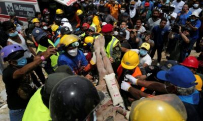 Au Venezuela, les habitants fouillent les décombres à mains nues après le double séisme