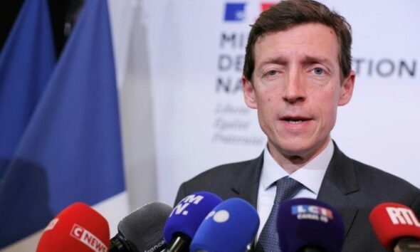 Brevet sous canicule 850 000 collégiens en pleine épreuve de français