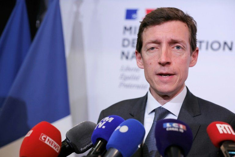 Brevet en plein cagnard le ministre assume son choix de ne pas décaler l épreuve