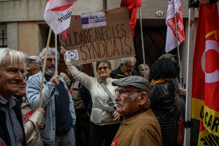 Face au RN les syndicats entre combat frontal et porte entrouverte
