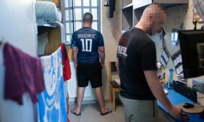 Trois hommes dans 9 m² à plus de 40°C, le quotidien des prisons belges