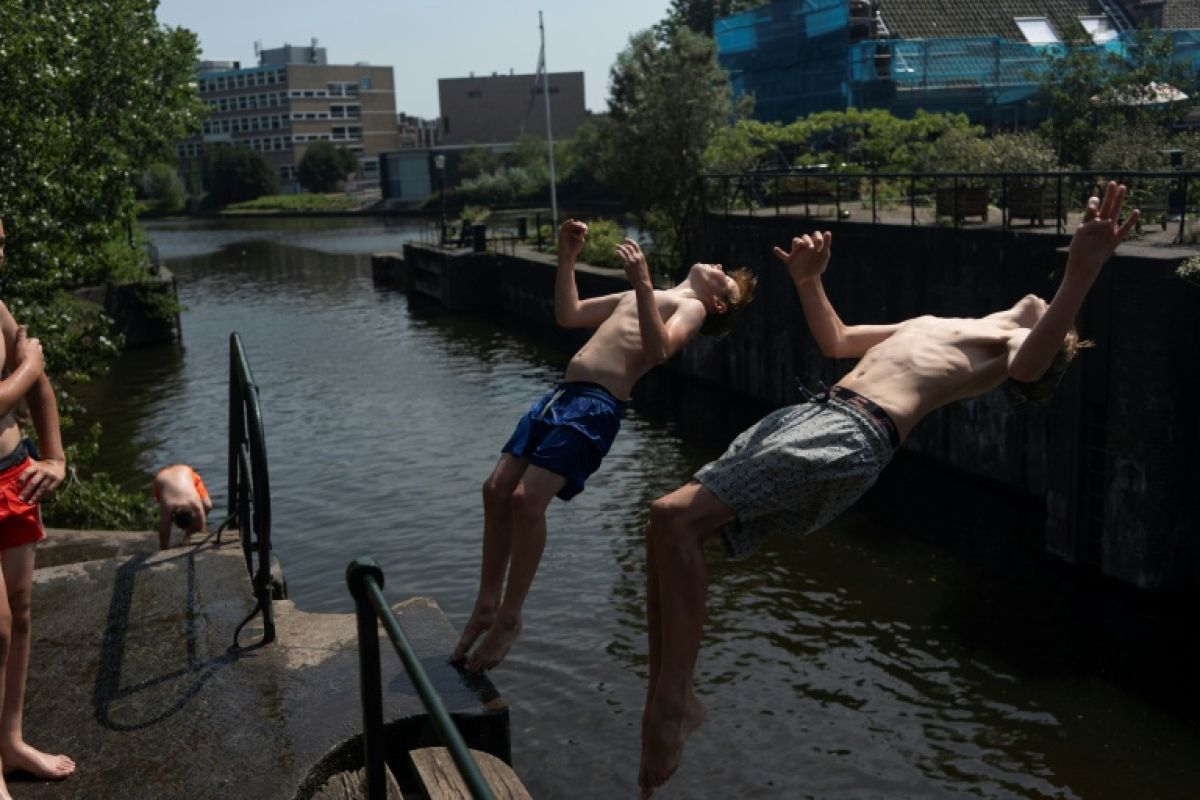 L'Europe étouffe sous une canicule qui bat tous les records