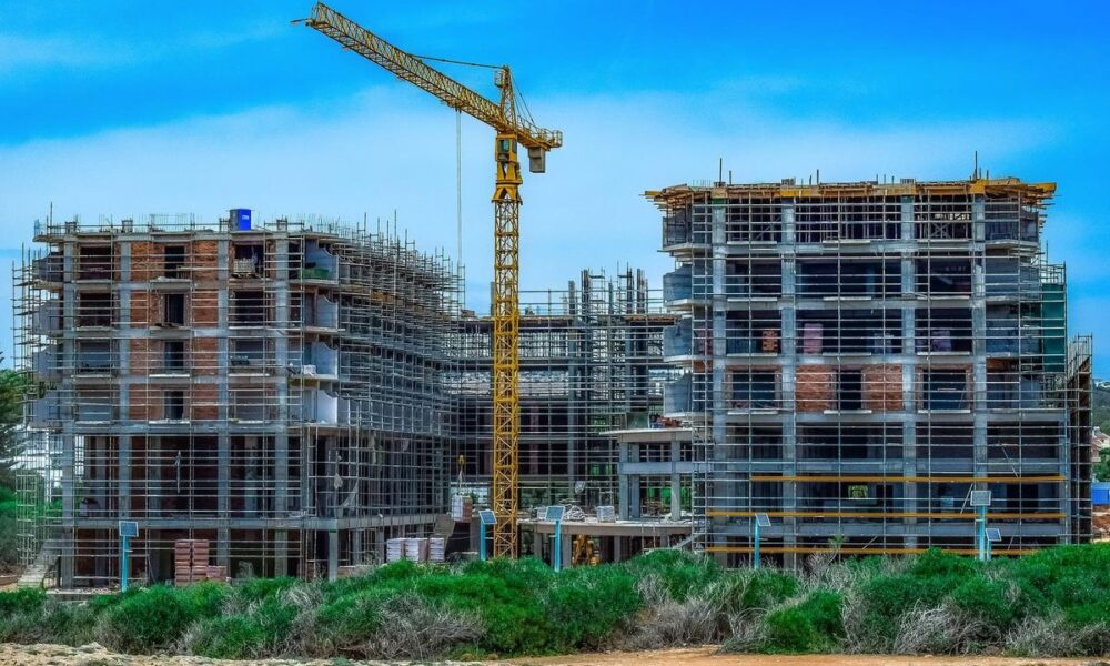 Construire deux millions de logements d'ici 2030 le pari du ministre du Logement