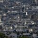 Paris sous les toits en zinc bientôt invivable ?