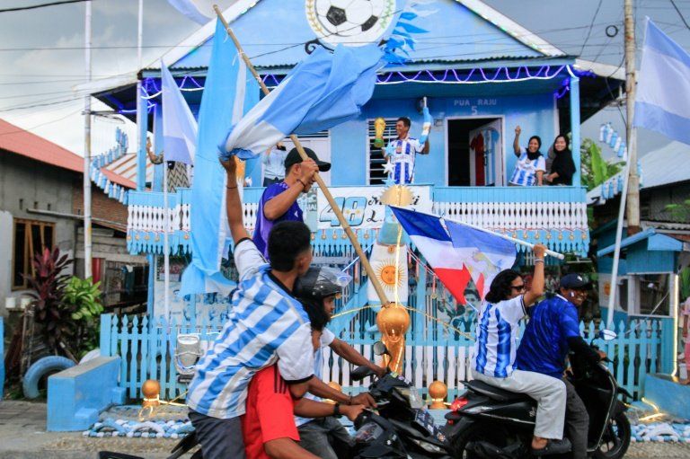 Ce pêcheur indonésien a transformé sa vie en un hymne à Messi et à l'Argentine