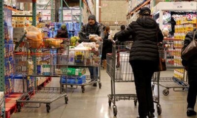 L'essence à 4 dollars le gallon fait trembler les géants de la distribution américaine