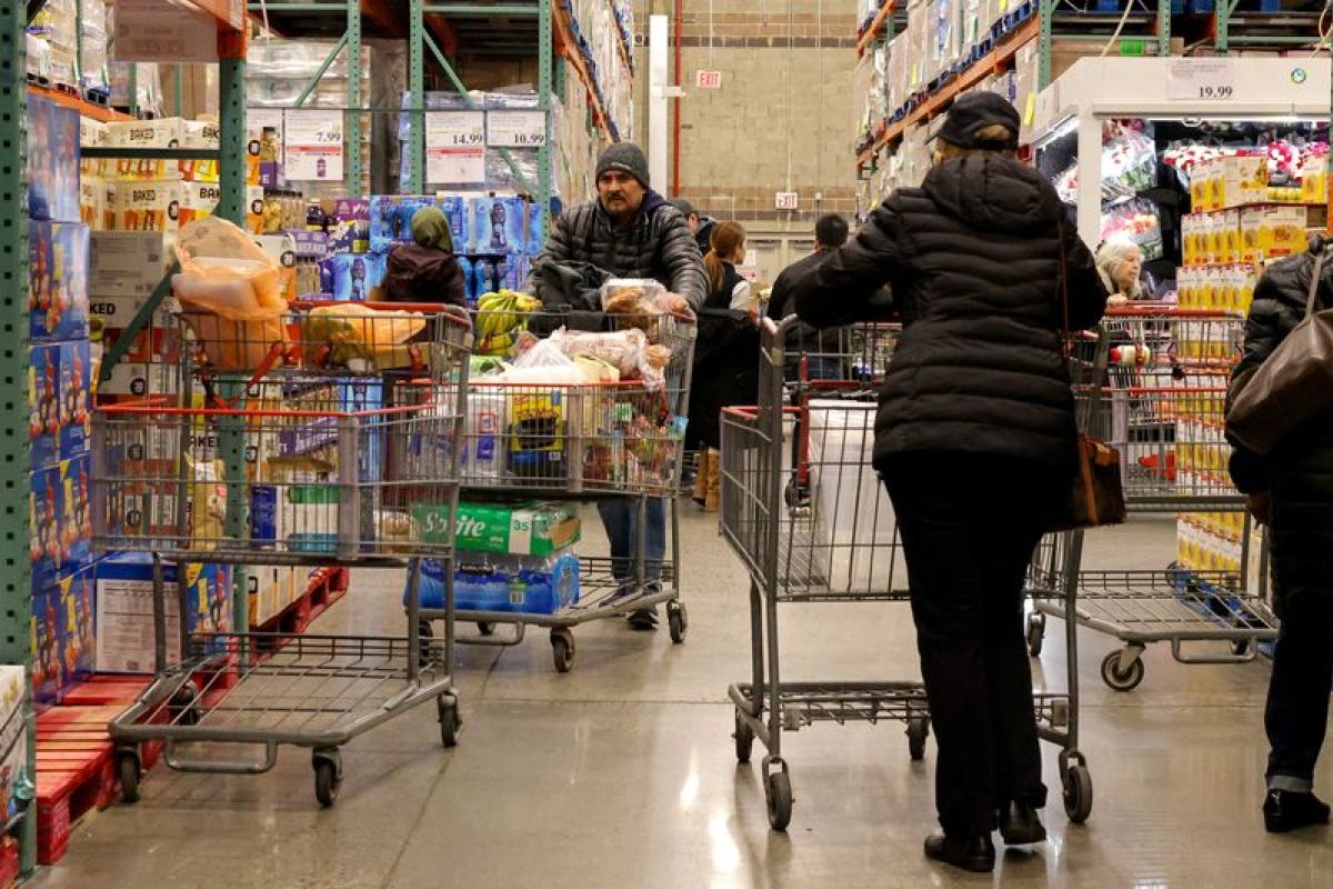 L'essence à 4 dollars le gallon fait trembler les géants de la distribution américaine