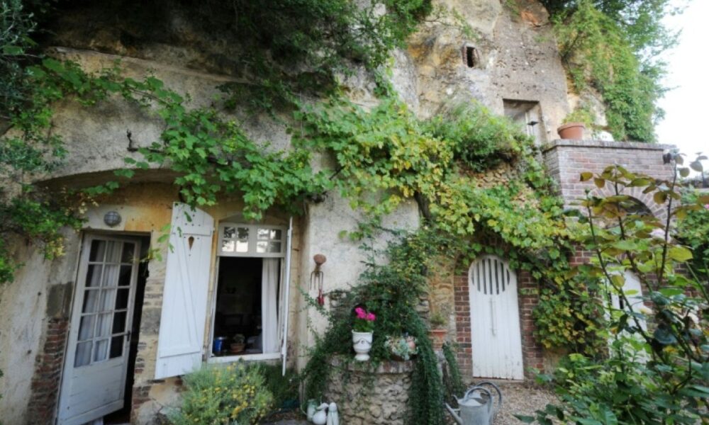 Troo le village où la canicule ne passe pas la porte