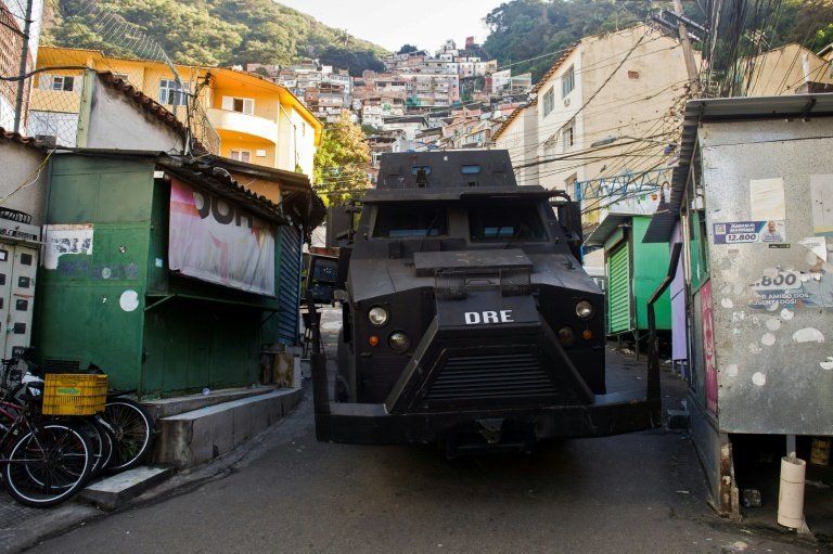 Lever de soleil gâché par une fusillade à Rio