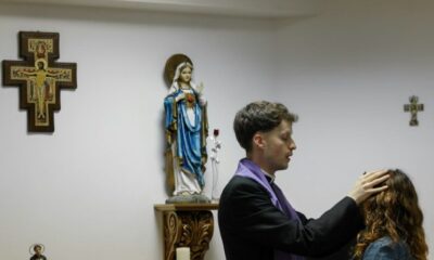 Un exorciste de 27 ans attire les foules près de Fatima et l'Église catholique monte au créneau