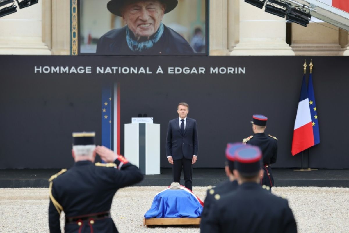Edgar Morin, le penseur libre qui a traversé le siècle