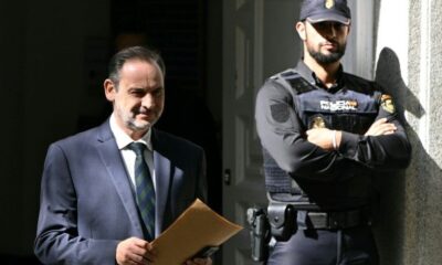 L'ex-bras droit de Pedro Sánchez condamné à 24 ans de prison pour corruption pendant le Covid
