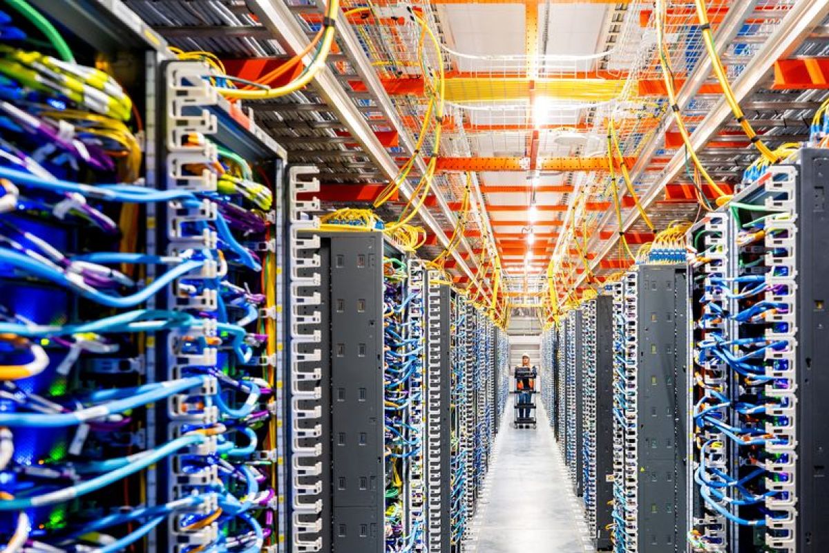 Amazon emprunte 17,5 milliards de dollars pour l'IA