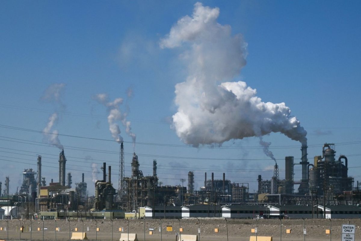 Les coffres du Canada se remplissent grâce au pétrole et aux tensions au Moyen-Orient