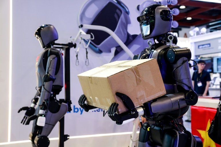 Humanoïdes ces robots qu'on voit performer mais qui ne sont pas encore autonomes