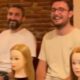 Des papas apprennent à coiffer leurs filles autour d'une bière à Toulouse