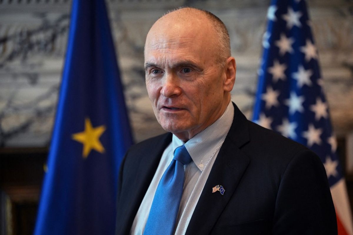 L'ambassadeur américain place la compétition de l'IA au rang de combat pour la civilisation occidentale