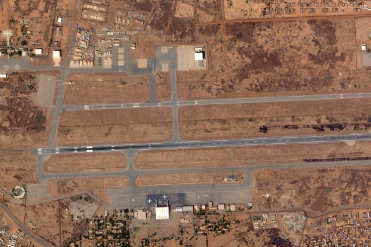 Nouvelle alerte à l'aéroport de Niamey : tirs nourris aux portes du terminal