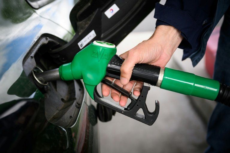 Carburants une accalmie fragile à l aube de l été