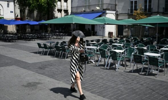 37 départements en rouge la canicule s accroche mais le répit approche