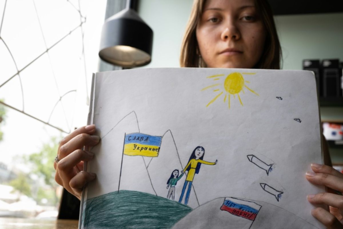 Un dessin d'écolière, dix-neuf mois de prison et l’exil forcé