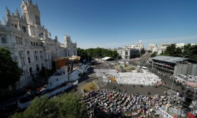 Un million et demi de fidèles dans les rues de Madrid pour entendre le pape appeler à une foi vivante