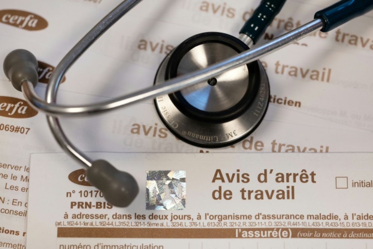 Maladie et arrêts de travail bientôt sous contrôle plus strict