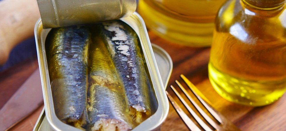 Les sardines en boîte, nouveau Graal des jeunes et cauchemar des rayons