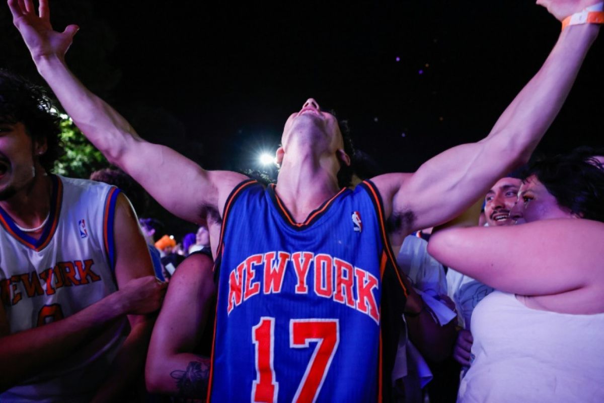 New York rugit de plaisir les Knicks règnent à nouveau après 53 ans