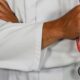 L'Ordre des médecins exige des mesures de protection après une agression au couteau