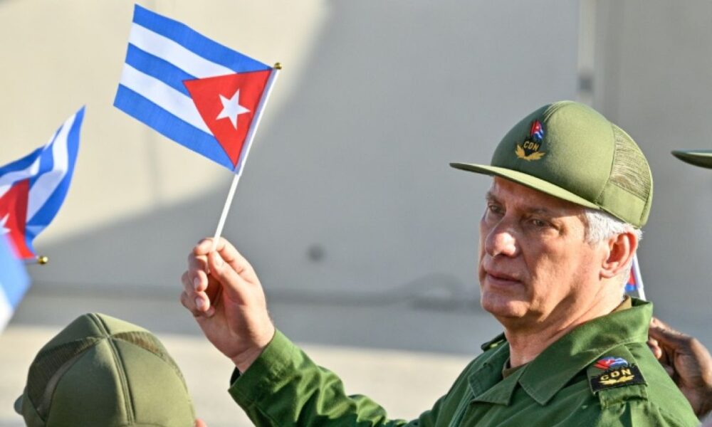 Washington resserre l’étau sur Cuba en visant le président et la famille Castro