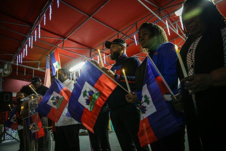 350 000 Haïtiens menacés d expulsion la colère monte à Miami
