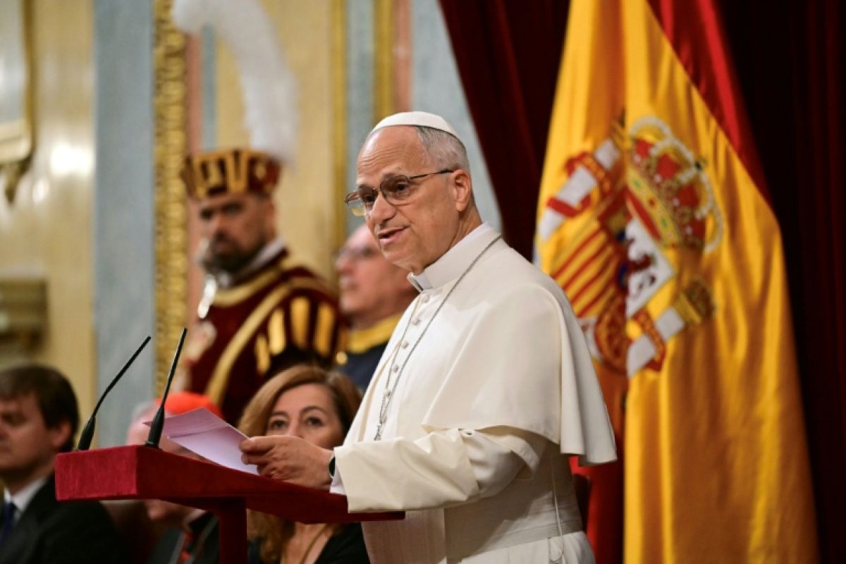 Le pape Léon XIV bouscule l'Espagne sur la migration, la paix et les abus