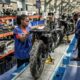À Nairobi, le bruit des motos change et les économies explosent