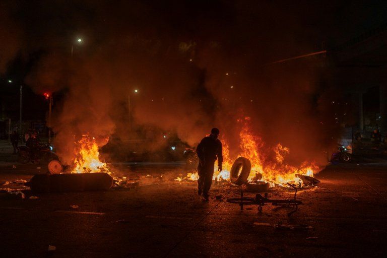 Colombie des milliers de manifestants défient le nouveau président pro-Trump