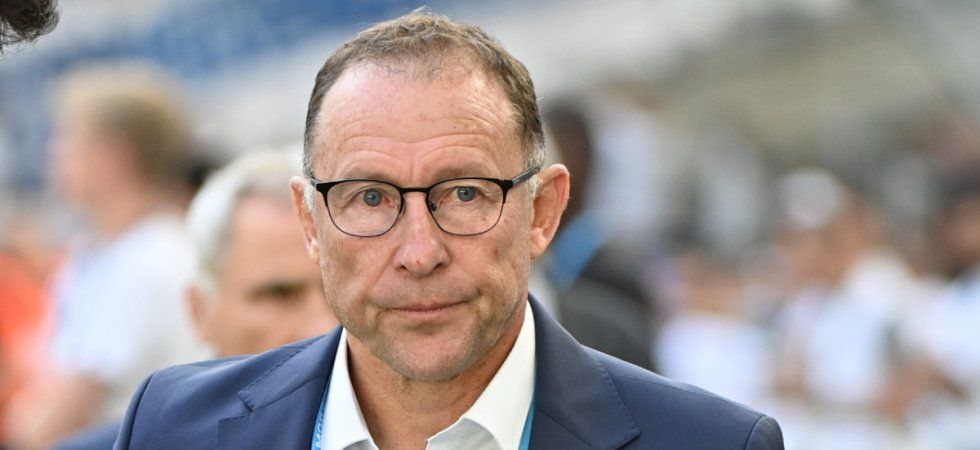 Jean-Pierre Papin recalé à Laval, il songe à la retraite