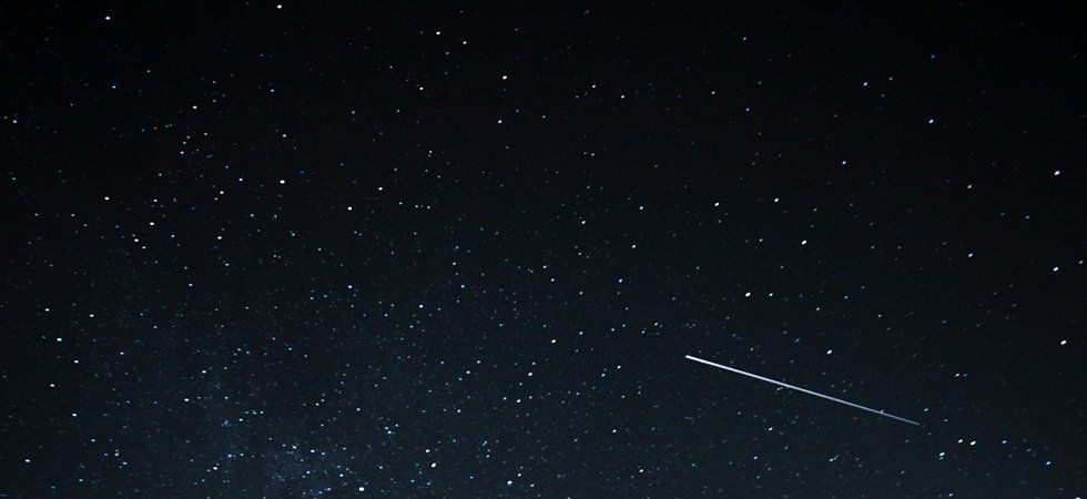 Une boule de feu traverse le ciel parisien, des centaines de témoins éblouis