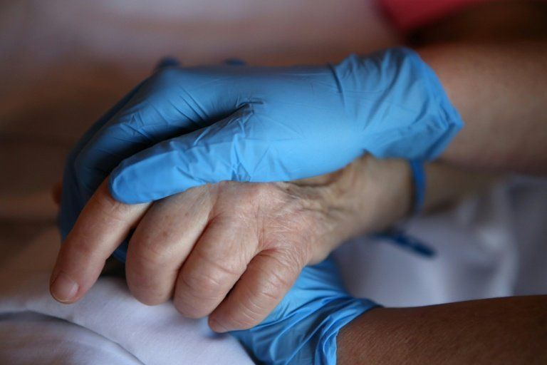 L aide à mourir est elle un piège pour les plus pauvres Les études prouvent le contraire