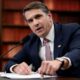 Todd Blanche promu ministre de la Justice par Trump, une nomination qui bouscule Washington