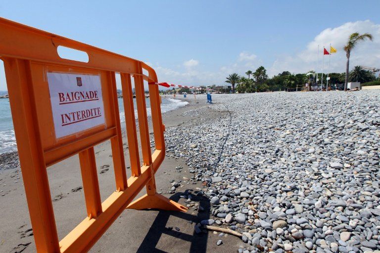 Ces bactéries vieilles de 3 milliards d’ans profitent de la canicule pour envahir les lacs