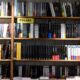 Librairies en crise : le pari du café et des jeux pour survivre