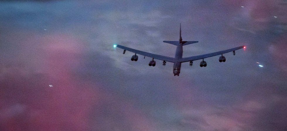 Huit morts dans le crash d'un bombardier B-52 en Californie
